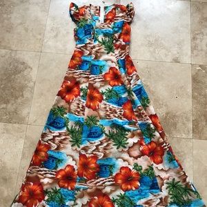 Hawaiian dress size 6